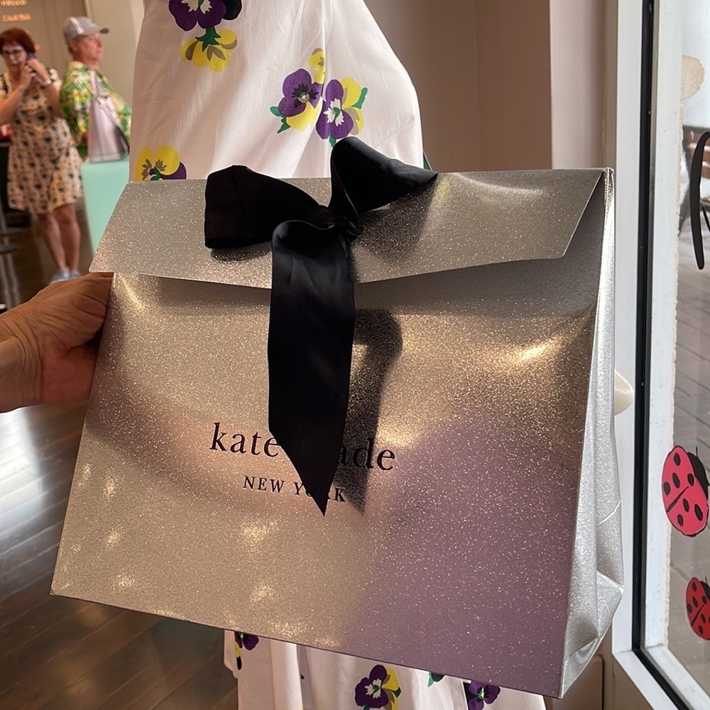 Kate Spade Gift Bag 
Glitter - Picture 3 of 16